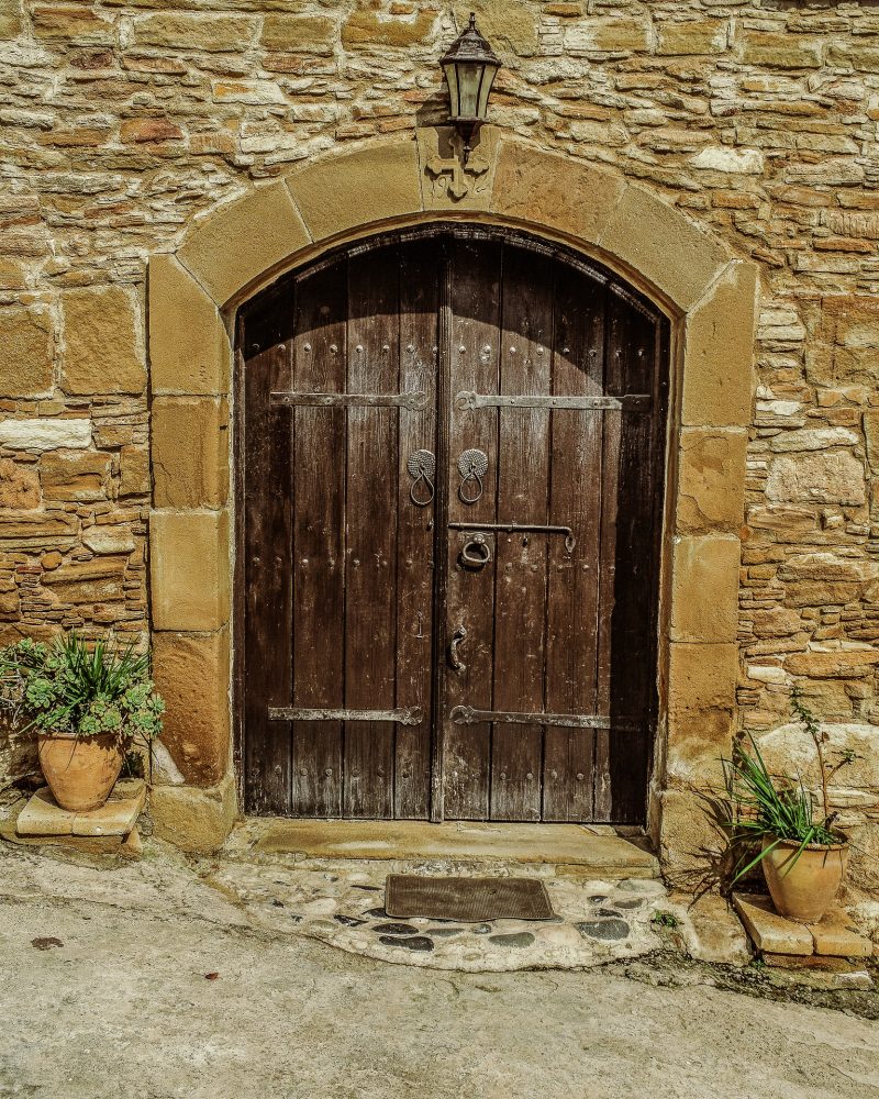 door-3128234_1920