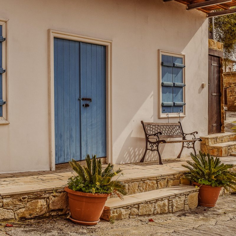 house-3133334_1920
